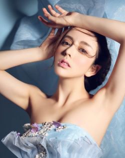 国产美女脱的黄的全免视频